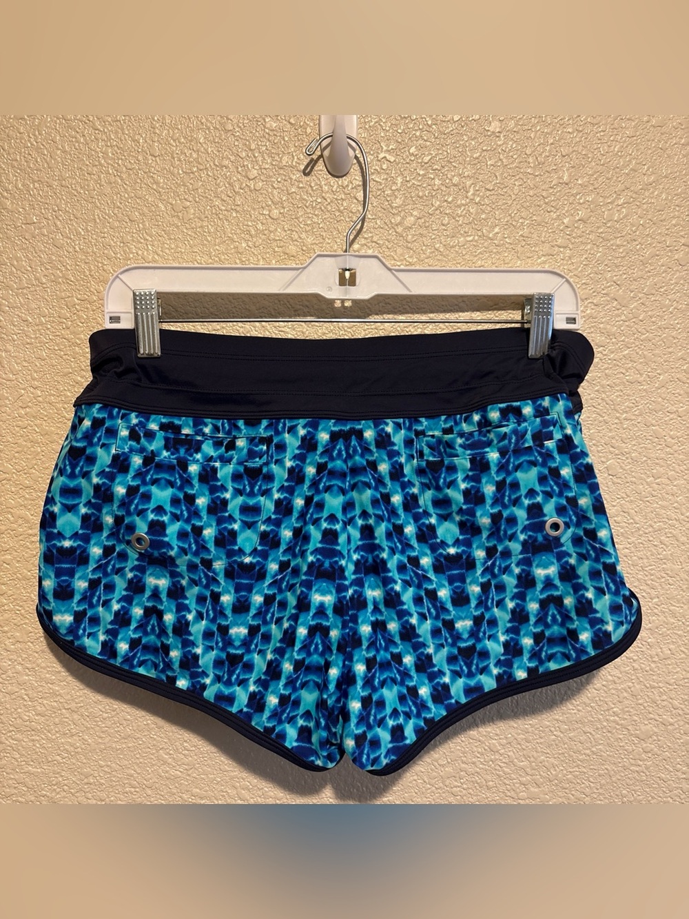 Athleta Blue Patterned Swim Shorts Size Meduim - Picture 2 of 5